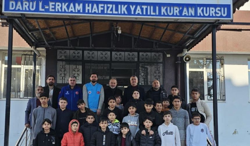 Adıyaman'da Ara Dönem Gençlik Kampı sona erdi