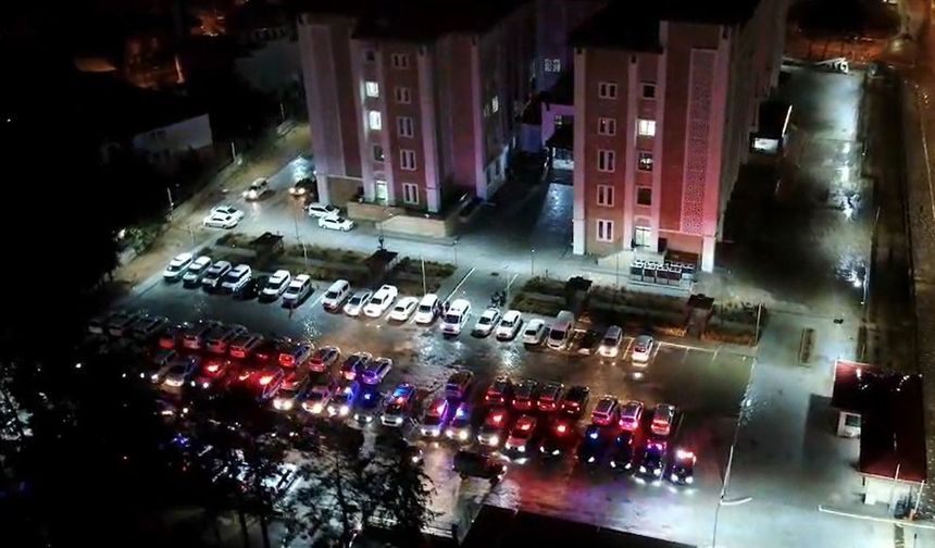 Adıyaman'da Silahlı Suç Örgütü Operasyonu: 22 Gözaltı