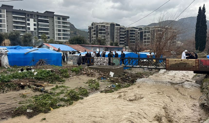Aydın’da Sağanak Yaşamı Olumsuz Etkiledi