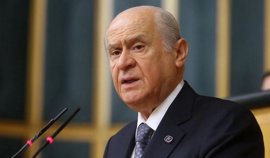 Devlet Bahçeli'den 'Türk bayrağına saldırı' açıklaması