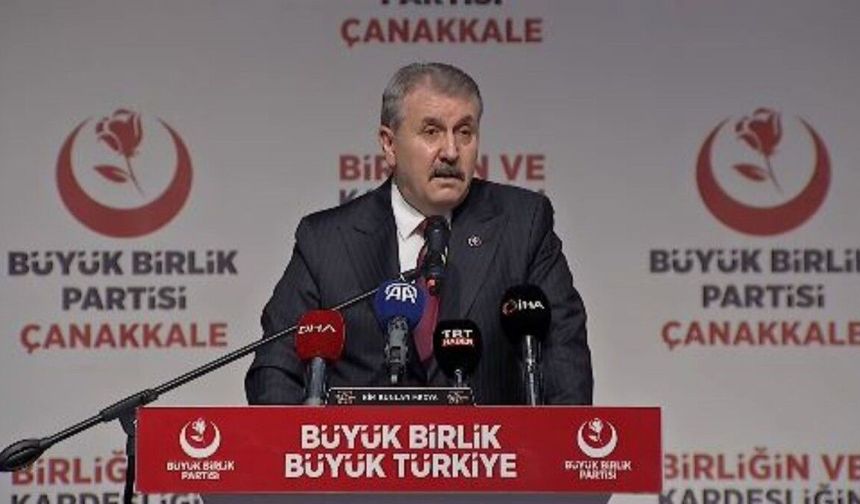 Mustafa Destici: 'Çocuğu olan kadınlara destek şart'