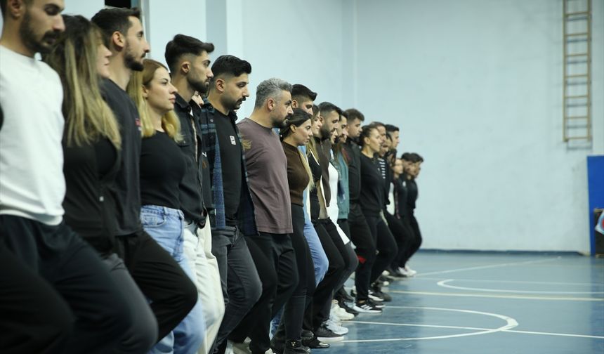 Siirt'te eğitimciler halkoyunu sergileyecek