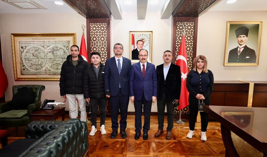 Siirt’te Sigarayı Bırakanlara Ödül Verildi