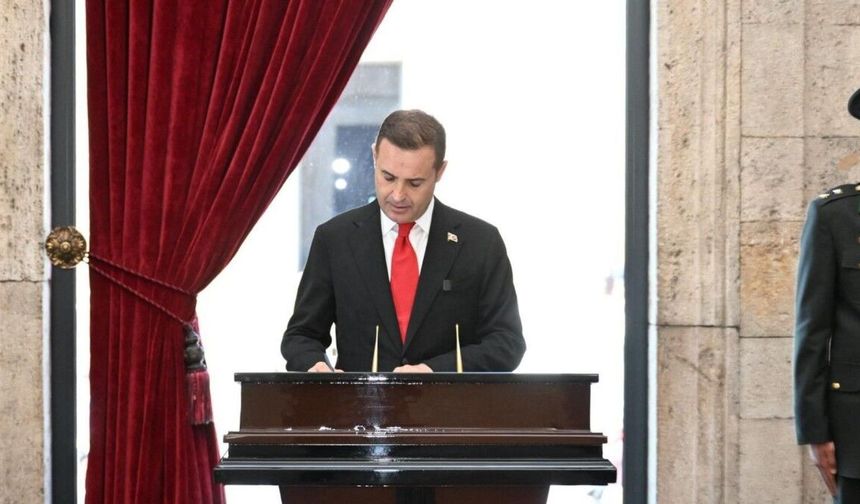 Ahmet Akın’dan Parti Değiştirme İddialarına Yanıt
