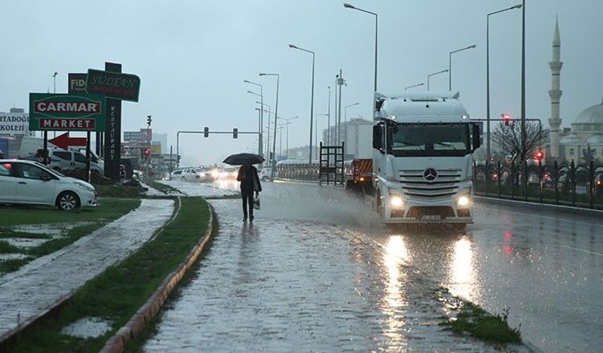 Meteoroloji'den Vatandaşlara Önemli Uyarı: 7 İlde Sağanak Riski