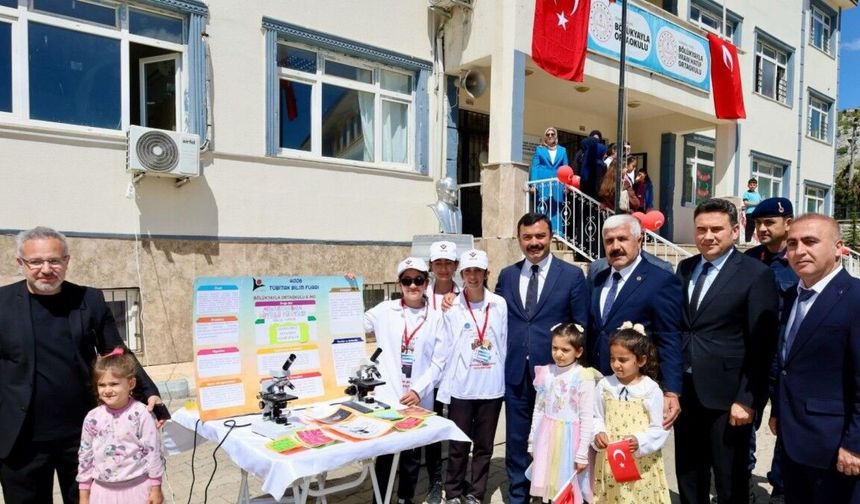 Kahta'da Bilim Fuarı Şenliği düzenlendi