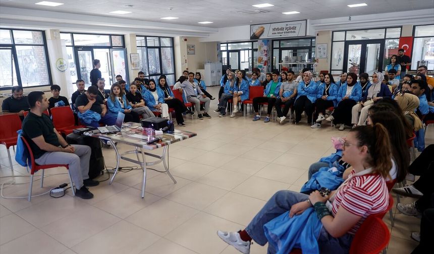 Mersin’de Gençler Çevre İçin Bir Araya Geldi