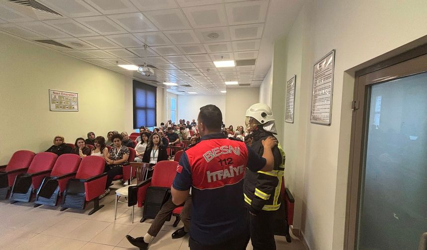 Besni’de Hastane Personeline Yangın Eğitimi Verildi
