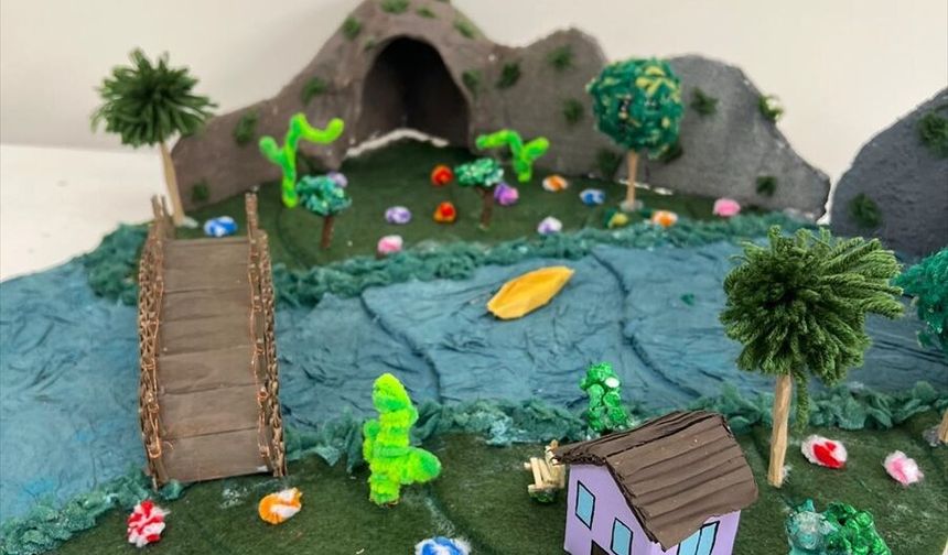Dicle'nin Genç Mimarları Atıklarla Sanat Eserleri Yarattılar