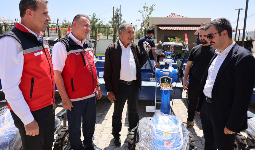 Diyarbakır'da Bağcılığa Destek: Üreticilere Modern Ekipman Sağlandı