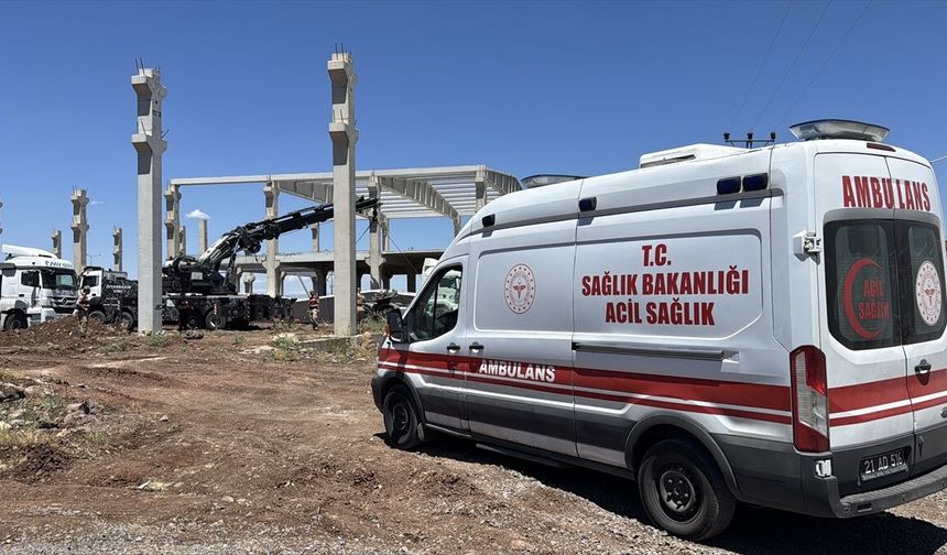 Diyarbakır OSB'de kaza: Üzerine blok düşen işçi hayatını kaybetti