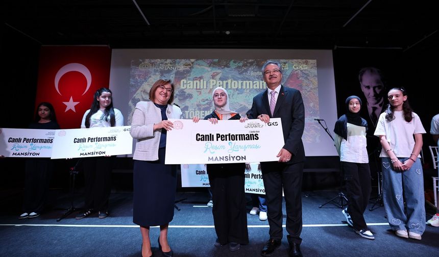 Gaziantep'te Sanatın Parlayan Yıldızları Ödüllendirildi