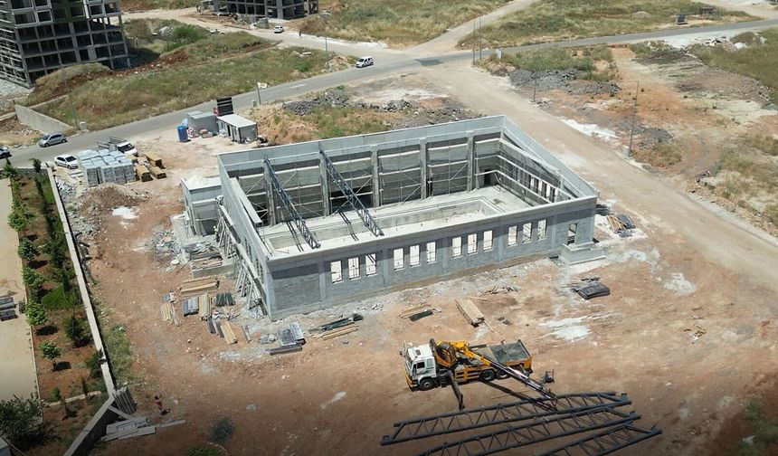 Haliliye'ye Yarı Olimpik Yüzme Havuzu