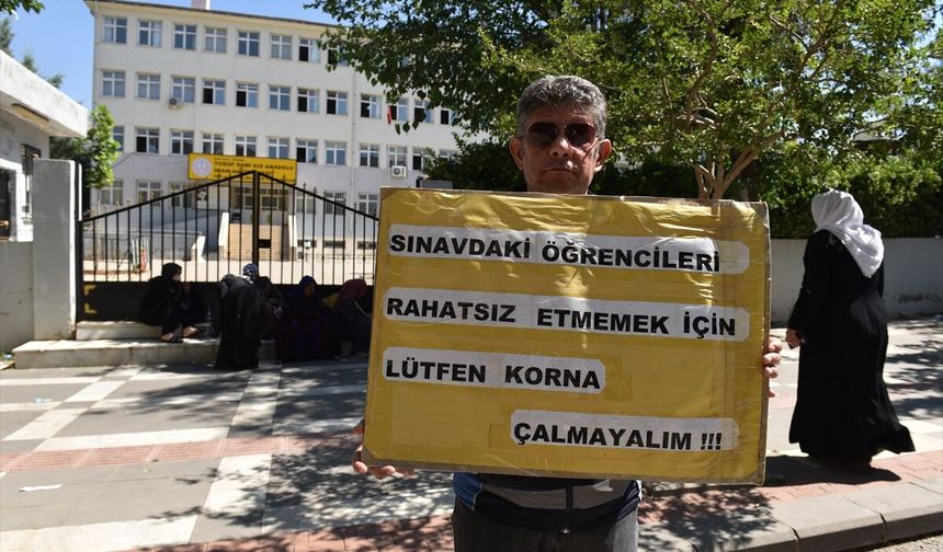 Siverek'te 5 Yıldır Devam Eden Örnek Davranış: Sınavlara Sessizlik