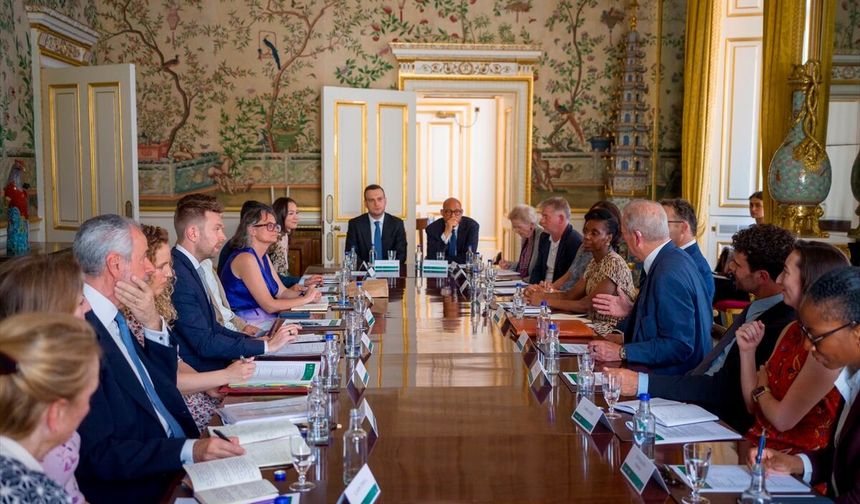 İklim Şampiyonu Ağırbaş, Buckingham'da Küresel Hedefleri Konuştu