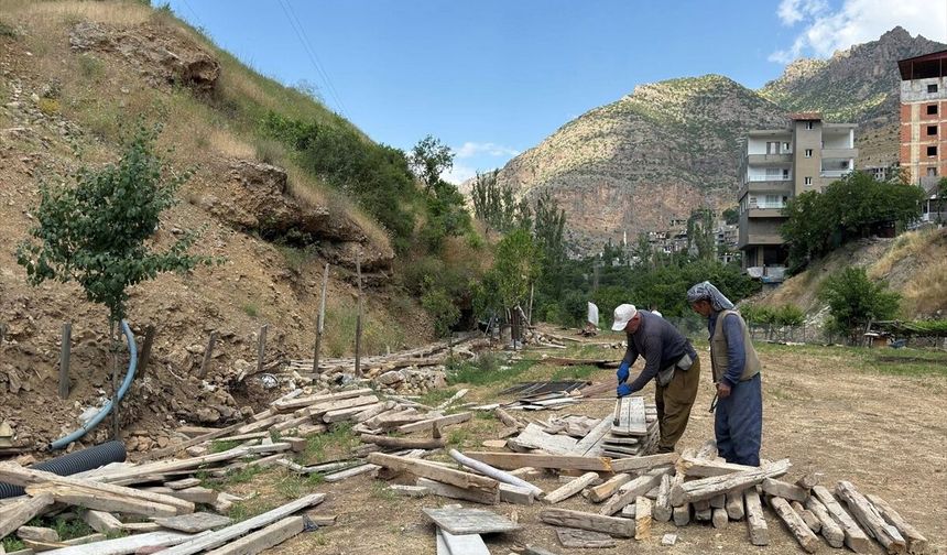 Uludere'de Tarıma Büyük Destek: Sulama Kanalı Projesi Hız Kesmiyor