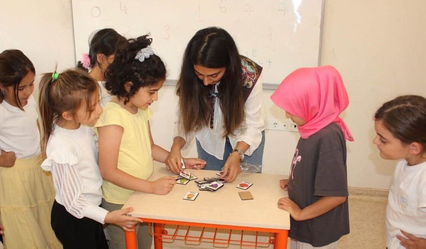 Besni’de Kur’an Kursu Öğrencilerine Dolu Dolu Gün