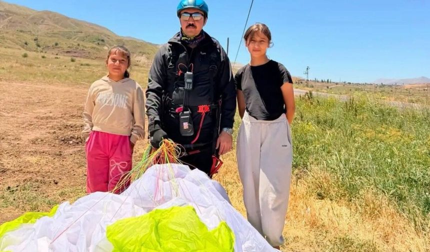 Çelikhan'da Yamaç Paraşütü Dönemi Başladı