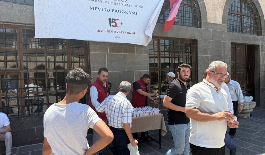 Diyarbakır ve Çevre İllerde 15 Temmuz Şehitlerine Mevlit