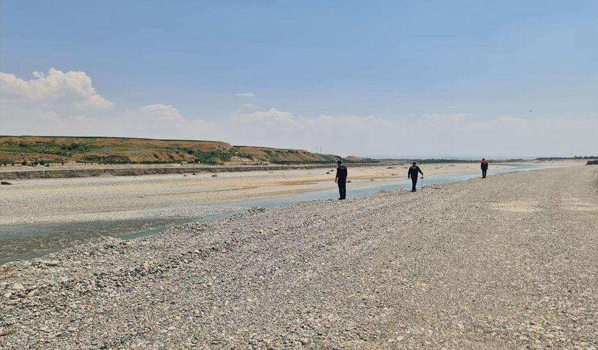 Diyarbakır Silvan'da Kaybolan Vatandaş İçin Kapsamlı Arama Çalışması