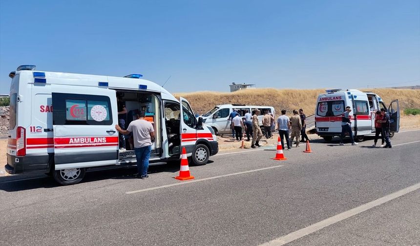 Diyarbakır Bağlar'da Kaza: 19 Kişi Yaralandı