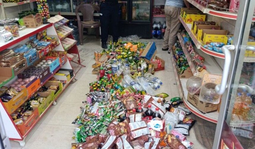 Kilis'te Zabıta Ekipleri Bozuk Ürünleri İmha Etti