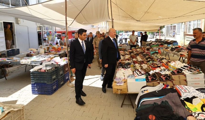 Vali Abdullah Küçük, Tut Esnafını Ziyaret Etti