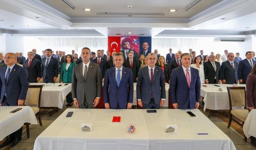 Yeni Parti'de Genel Merkez görev dağılımı yapıldı