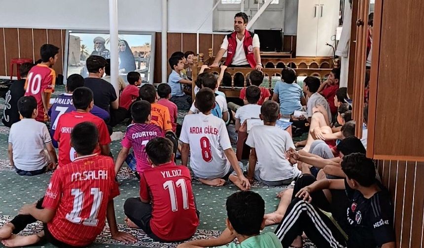 Kur'an Kursu Öğrencilerine Çocuk Hakları Eğitimi