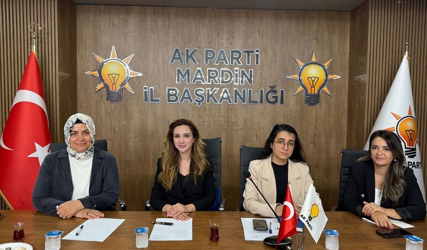 AK Parti Mardin Kadın Kolları ilk yönetim kurulu toplantısı