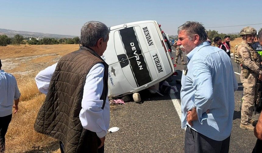 Nişan Yolunda Kaza: 5 Can Kaybı, 11 Yaralı