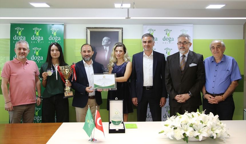 Türk öğrenci Tokyo'da matematikte dünya birincisi oldu