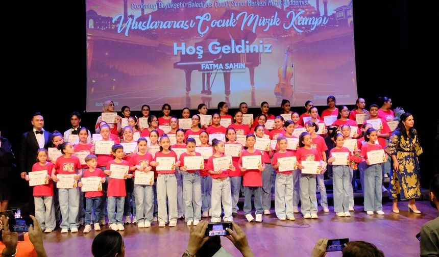Gaziantep'te 1. Uluslararası Çocuk Müzik Kampı Başladı