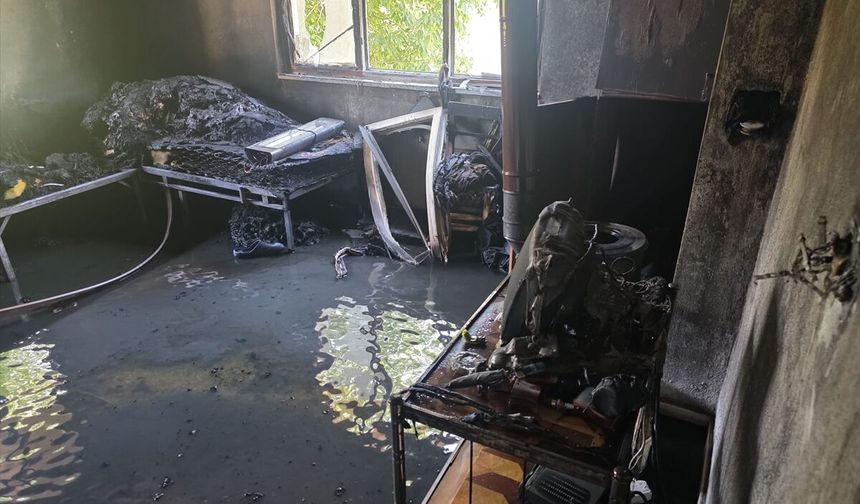 Asfalt Mahallesi'ndeki Yangında Maddi Hasar Oluştu.