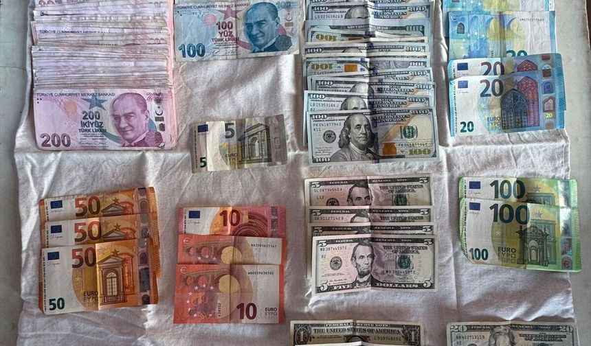 İstanbul, Antalya ve Gaziantep'teki operasyonlarda 77 gözaltı