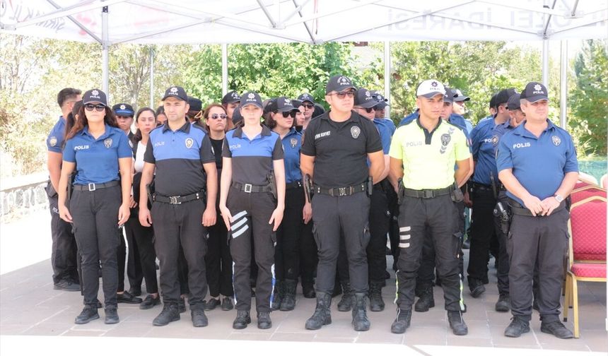 Cizre'de Şehit Polislerimiz Dualarla Anıldı
