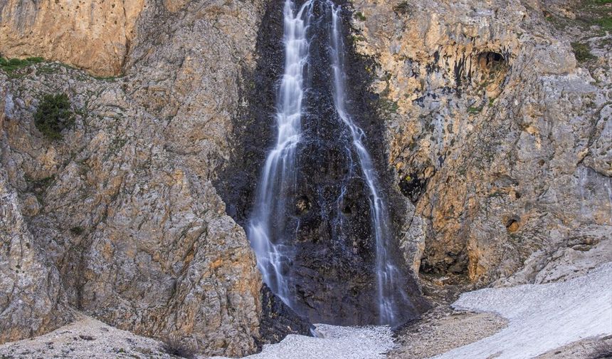 Tunceli'de Dağcılık Rotaları Yeni Keşiflere Açıldı.