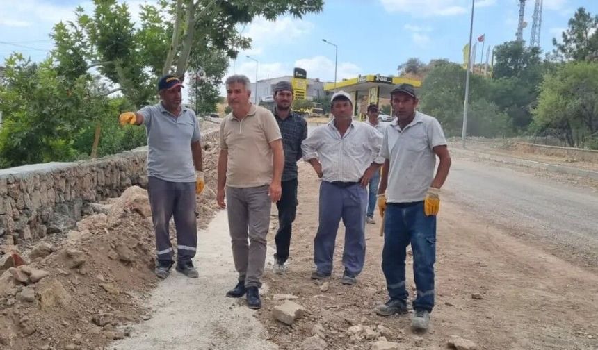 Tut’ta İlçe Girişine Yeni Yol ve Altyapı Düzenlemesi