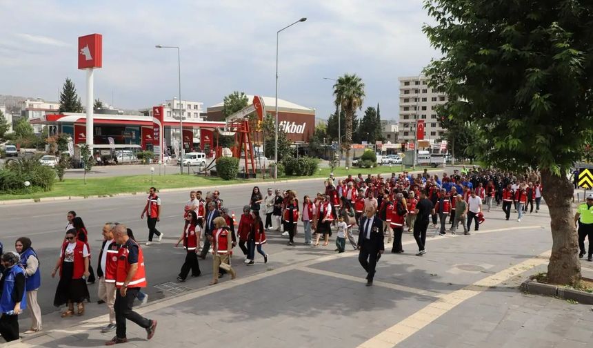 Adıyaman’da Gaziler Günü’nde Gazilerle Birlikte Yüründü