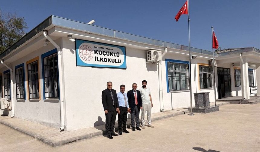 Araban'da Depremde Yıkılan Okul Öğrencilere Kapılarını Açtı