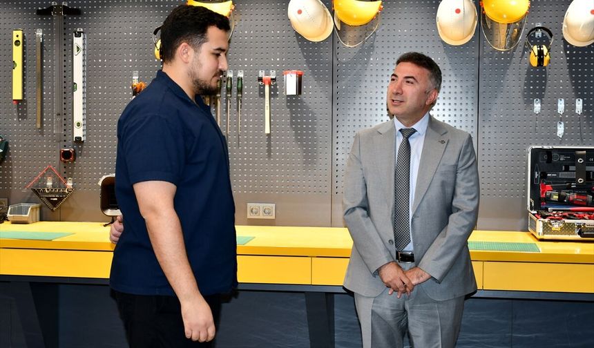 Batman'a teknoloji üssü: Hem bilim hem din eğitimini birleştirecek