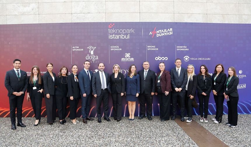 Doğa Koleji Öğrencileri Projelerini Teknopark İstanbul'da Tanıttı
