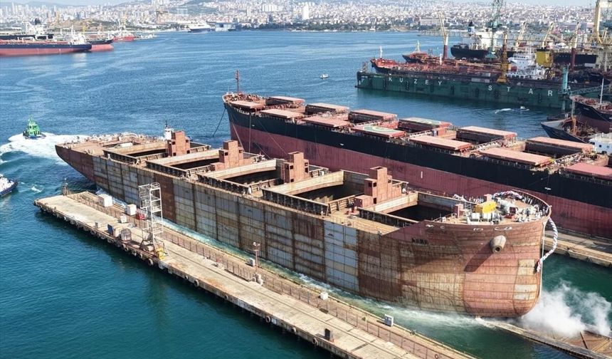 40 bin DWT taşıma kapasiteli gemi denize indirildi