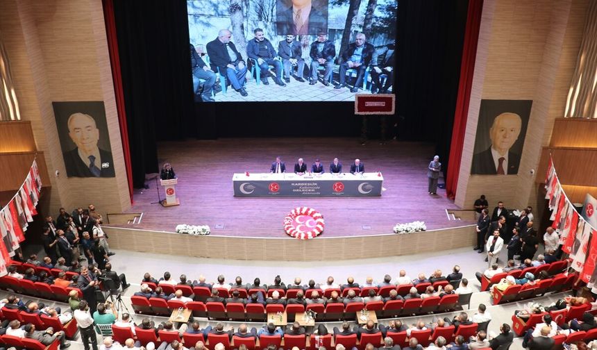 MHP Batman Kongresi'nde Muhammed Arif Çetin Güveni Tazeledi