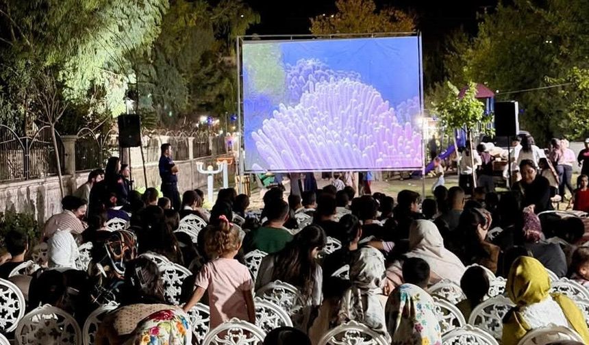 Silopi'de Açık Hava Sineması Etkinlikleri Devam Ediyor