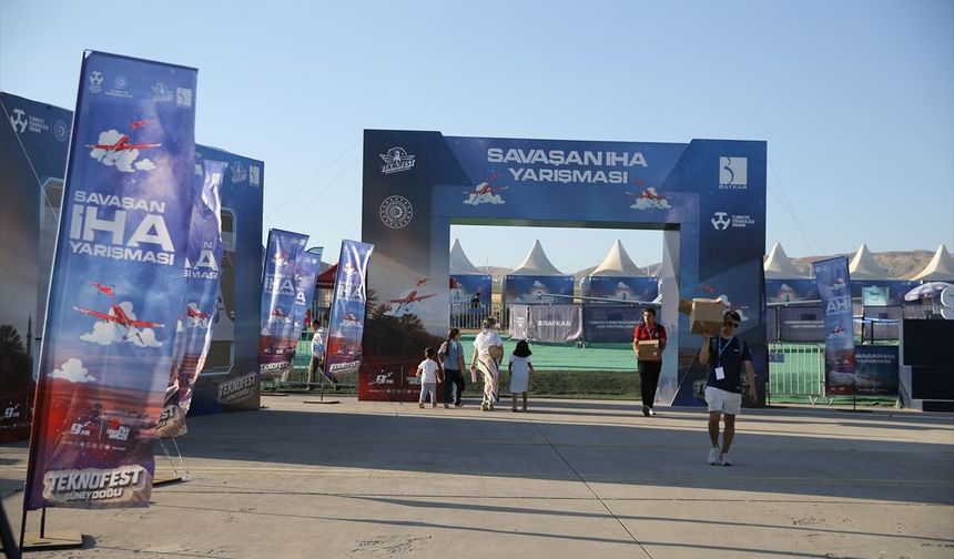 Siirt Havalimanı'nda TEKNOFEST Savaşan İHA Yarışması sona erdi