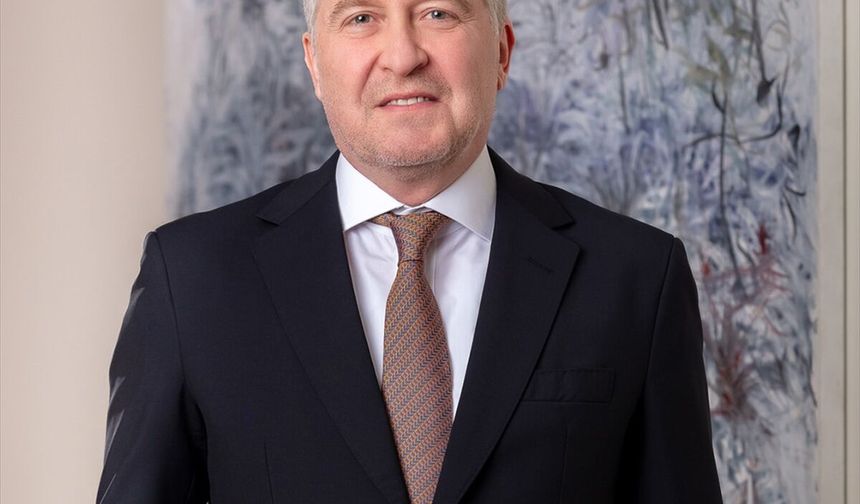 ÜNLÜ & Co'nun Londra Şirketi Merchant Bank Unvanı Aldı