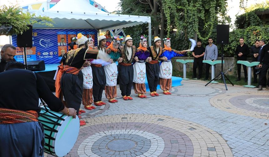Kilis Kitap Fuarı Vali Kalaylı'nın katılımıyla açıldı