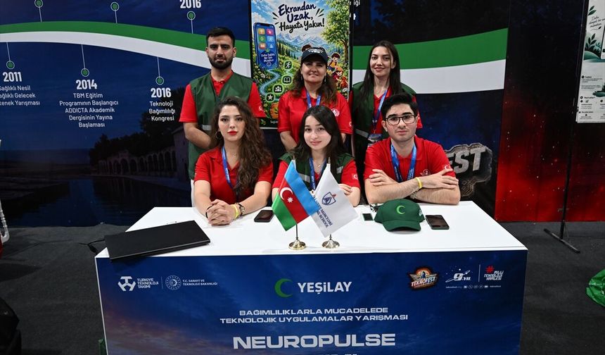 TEKNOFEST'te Azerbaycanlı Öğrencilerden Yoğun Katılım
