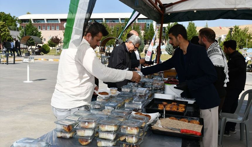 Batman Üniversitesi Öğrencilerinden Gazze'ye Destek Kermesi